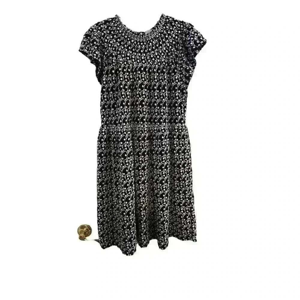 LOFT Women's‎ Black Eyelet Blouse Size S Ruffle Sleeve Button-Up Back
